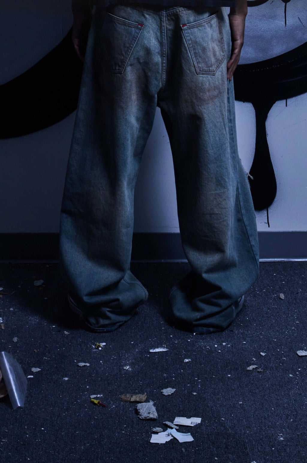 Dirt on me Denim - Unique Distressed Style for Every Occasion