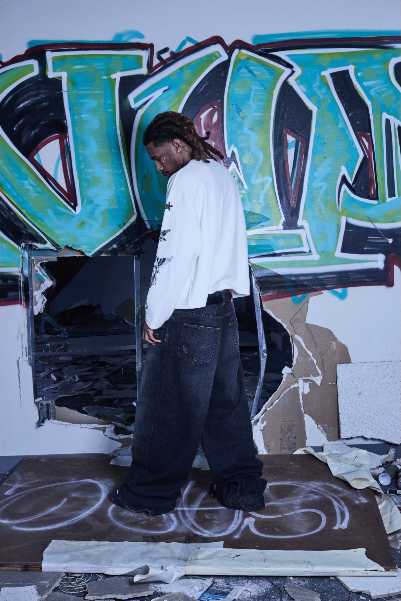 Onyx Denim – Cut & Sew Stone Washed Distressed Jeans
